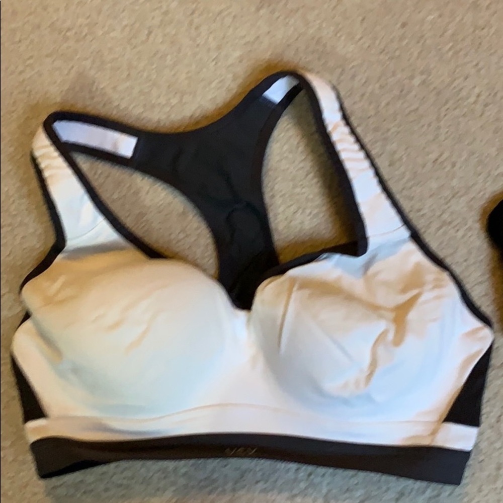 Victoria Secret sports bra